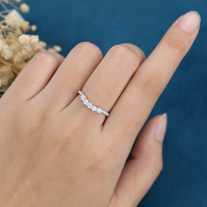0.43 TCW Round Curved Moissanite Wedding Band