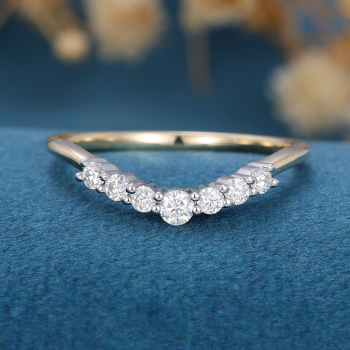 1.8 TCW Round Curved Moissanite Wedding Band