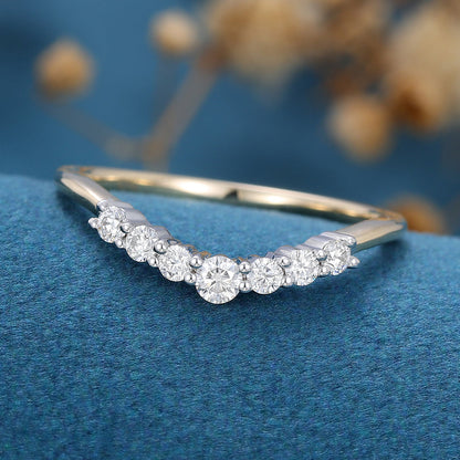1.8 TCW Round Curved Moissanite Wedding Band