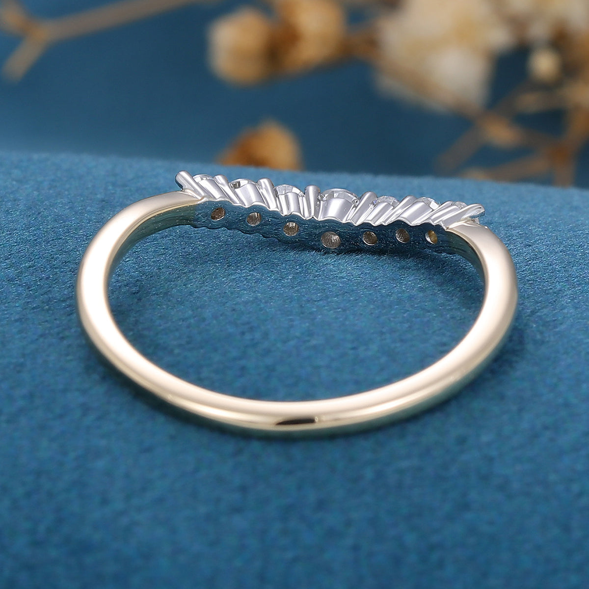 1.8 TCW Round Curved Moissanite Wedding Band