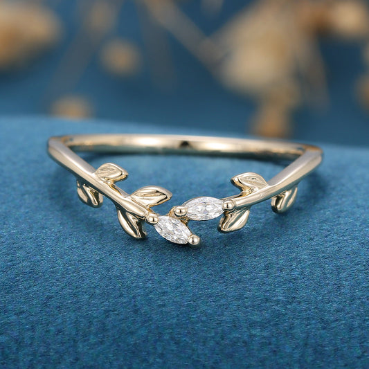 1.4 TCW Marquise Twig Style Moissanite Wedding Band