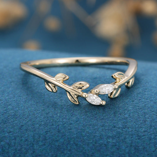 1.4 TCW Marquise Twig Style Moissanite Wedding Band
