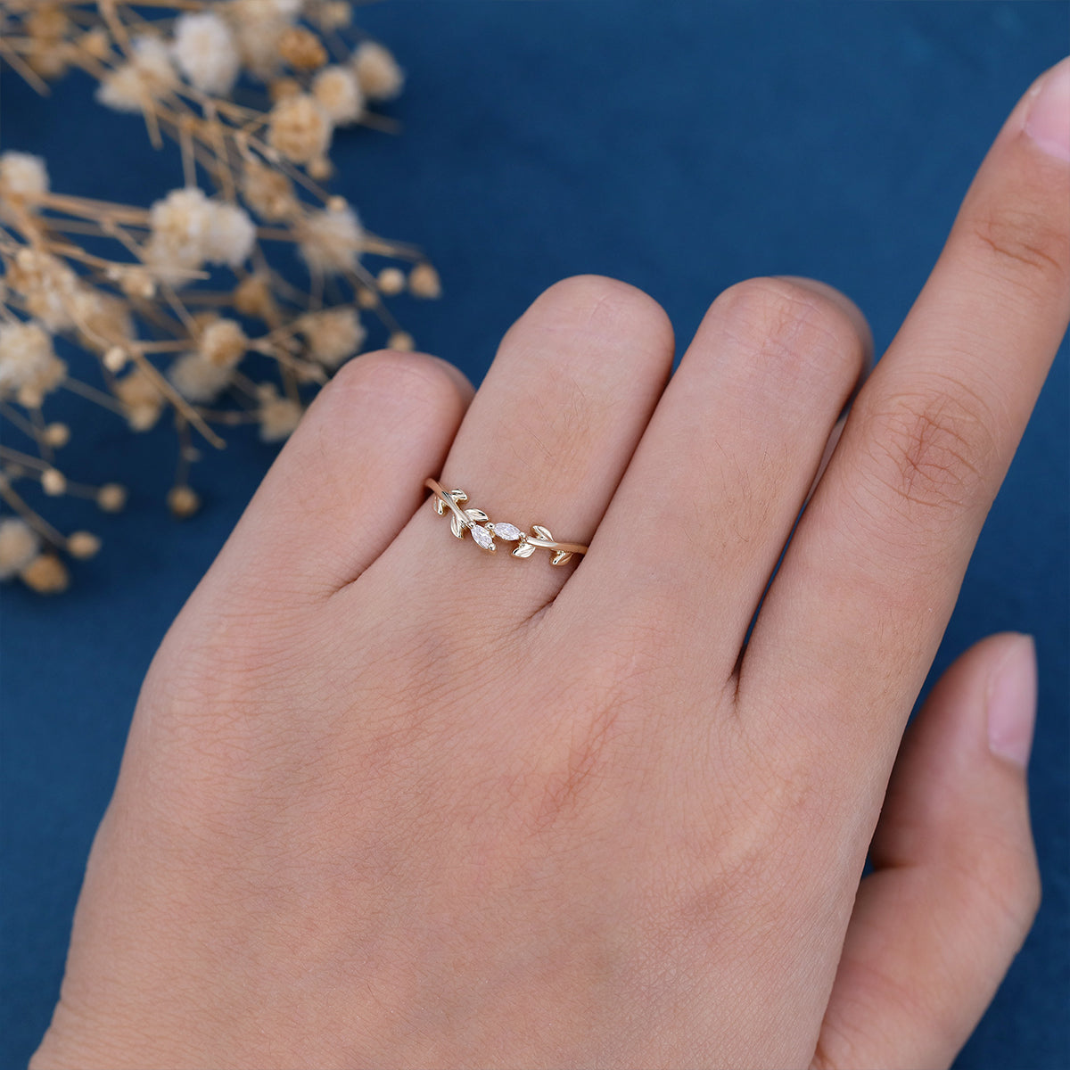 1.4 TCW Marquise Twig Style Moissanite Wedding Band