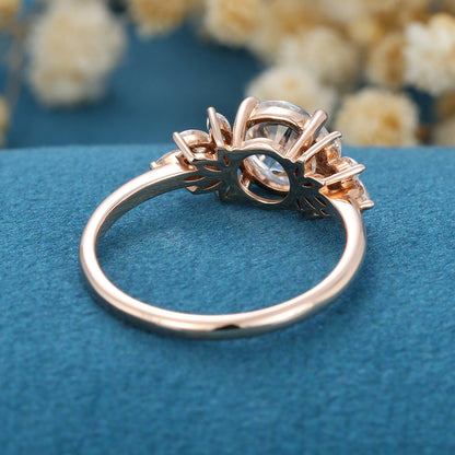 1.1 CT Round Cluster Moissanite Engagement Ring