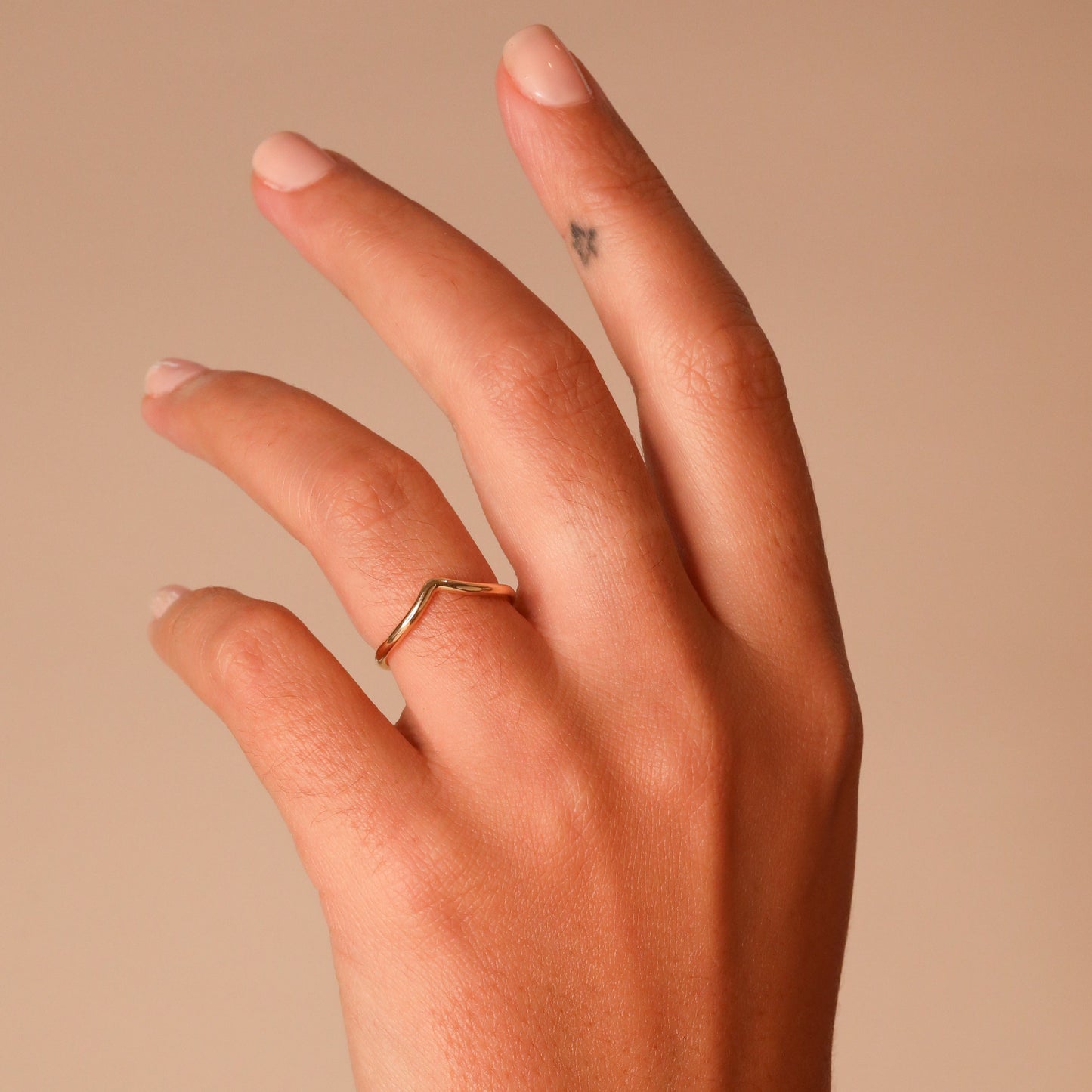 Classic Curved Wedding Band