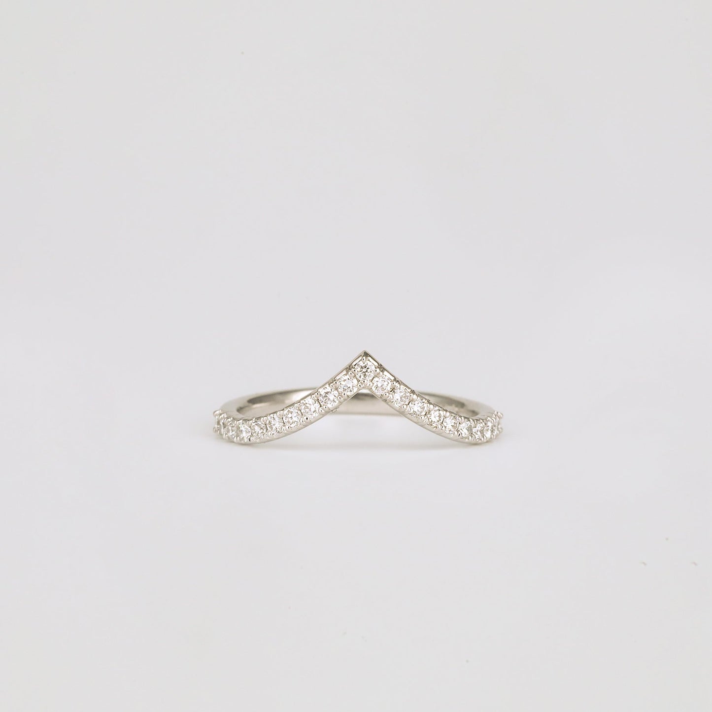 0.2 TCW Round Curved Moissanite Wedding Band