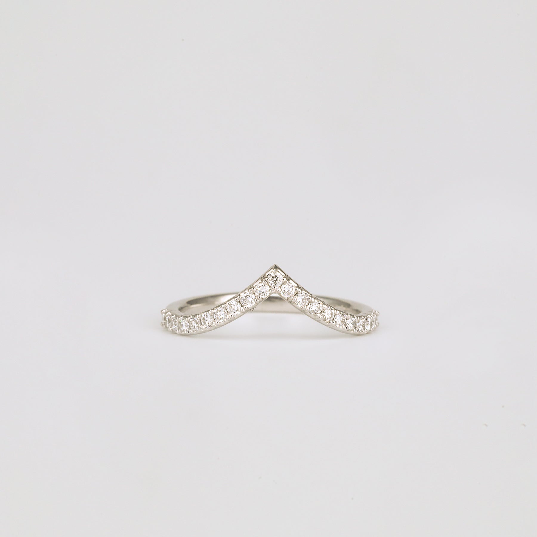 0.2 TCW Round Curved Moissanite Wedding Band