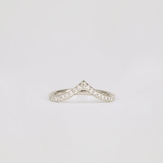 0.2 TCW Round Curved Moissanite Wedding Band