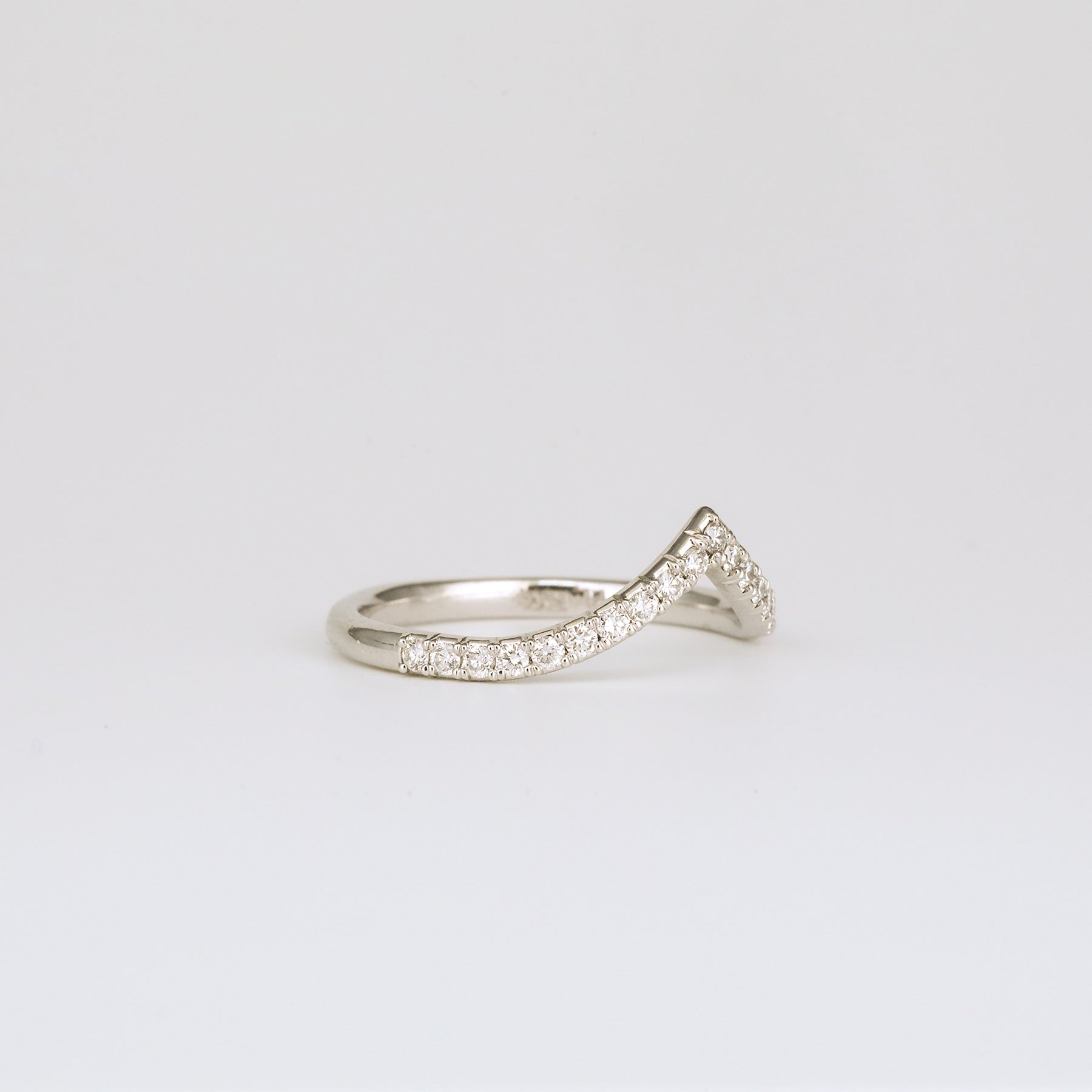 0.2 TCW Round Curved Moissanite Wedding Band