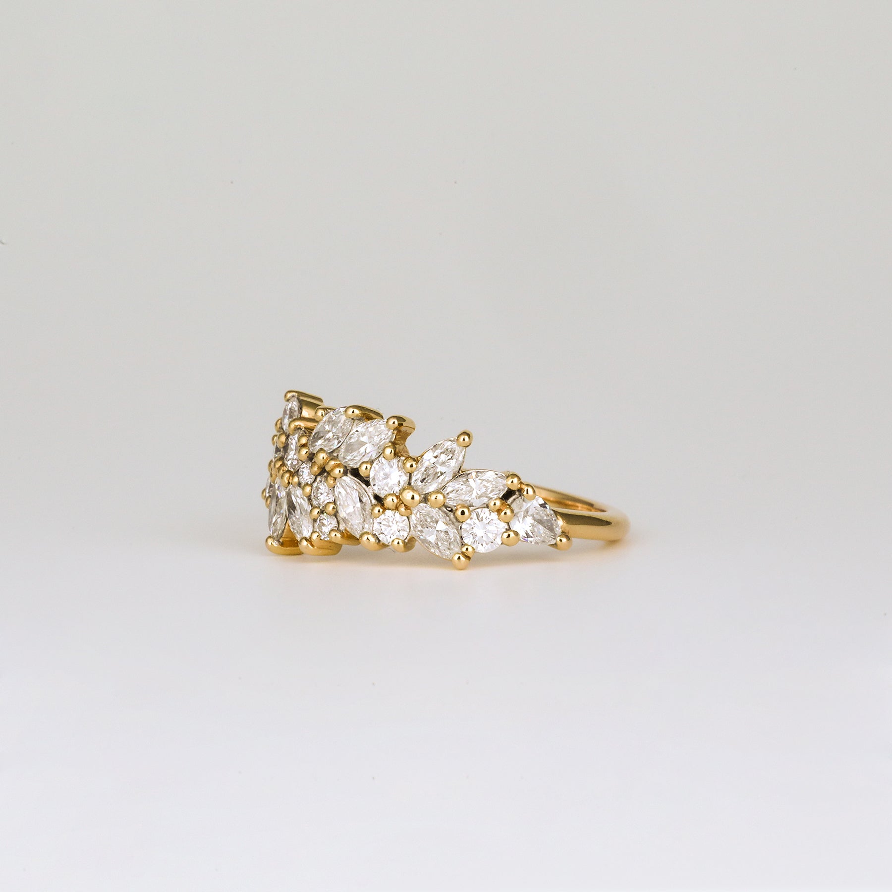 0.92 TCW Marquise & Round Cluster Moissanite Wedding Band