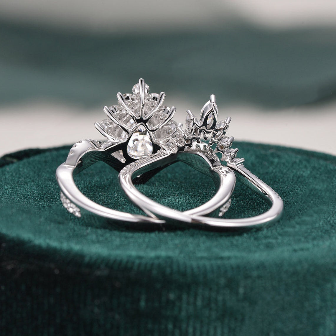 1.5 CT Pear Vintage Cluster Moissanite Bridal Set