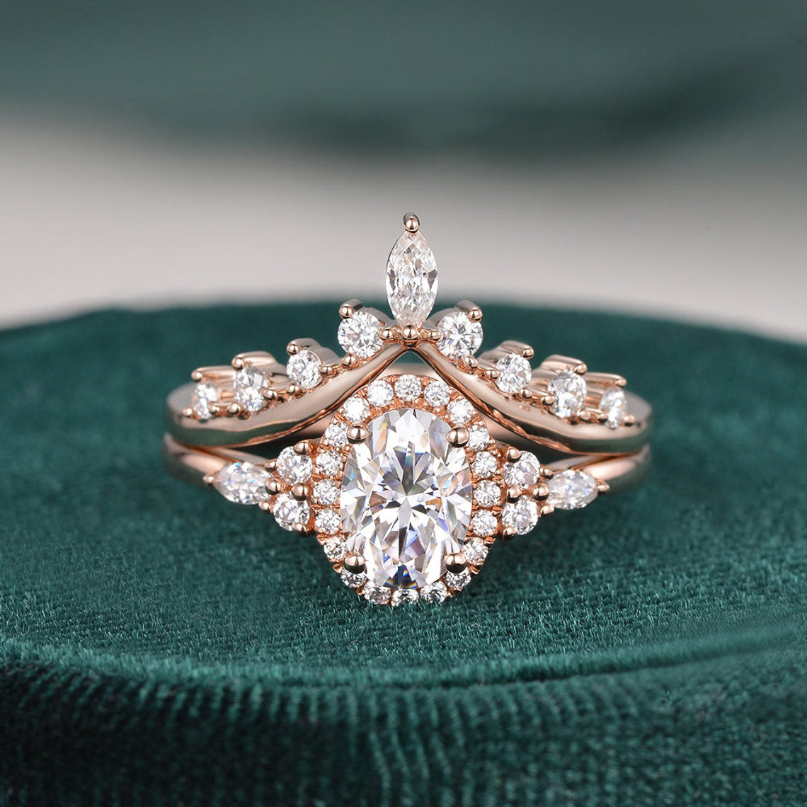 2.0 CT Oval Halo Moissanite Bridal Set
