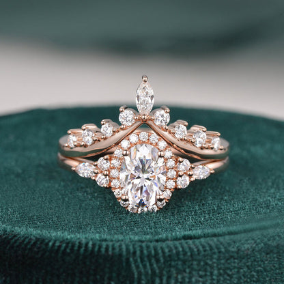 2.0 CT Oval Halo Moissanite Bridal Set