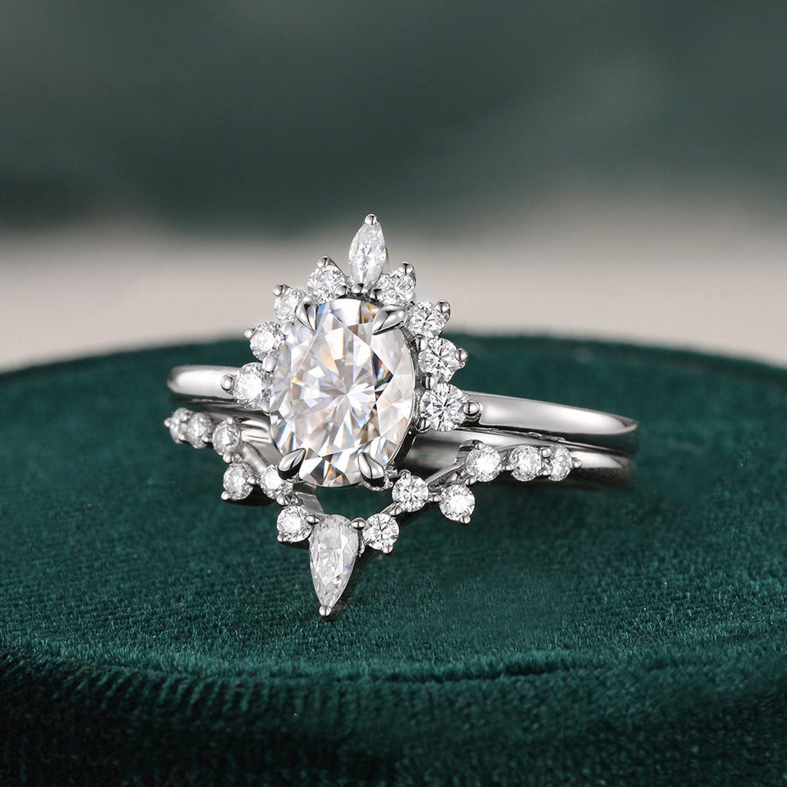 1.0 CT Oval Cluster Moissanite Bridal Set