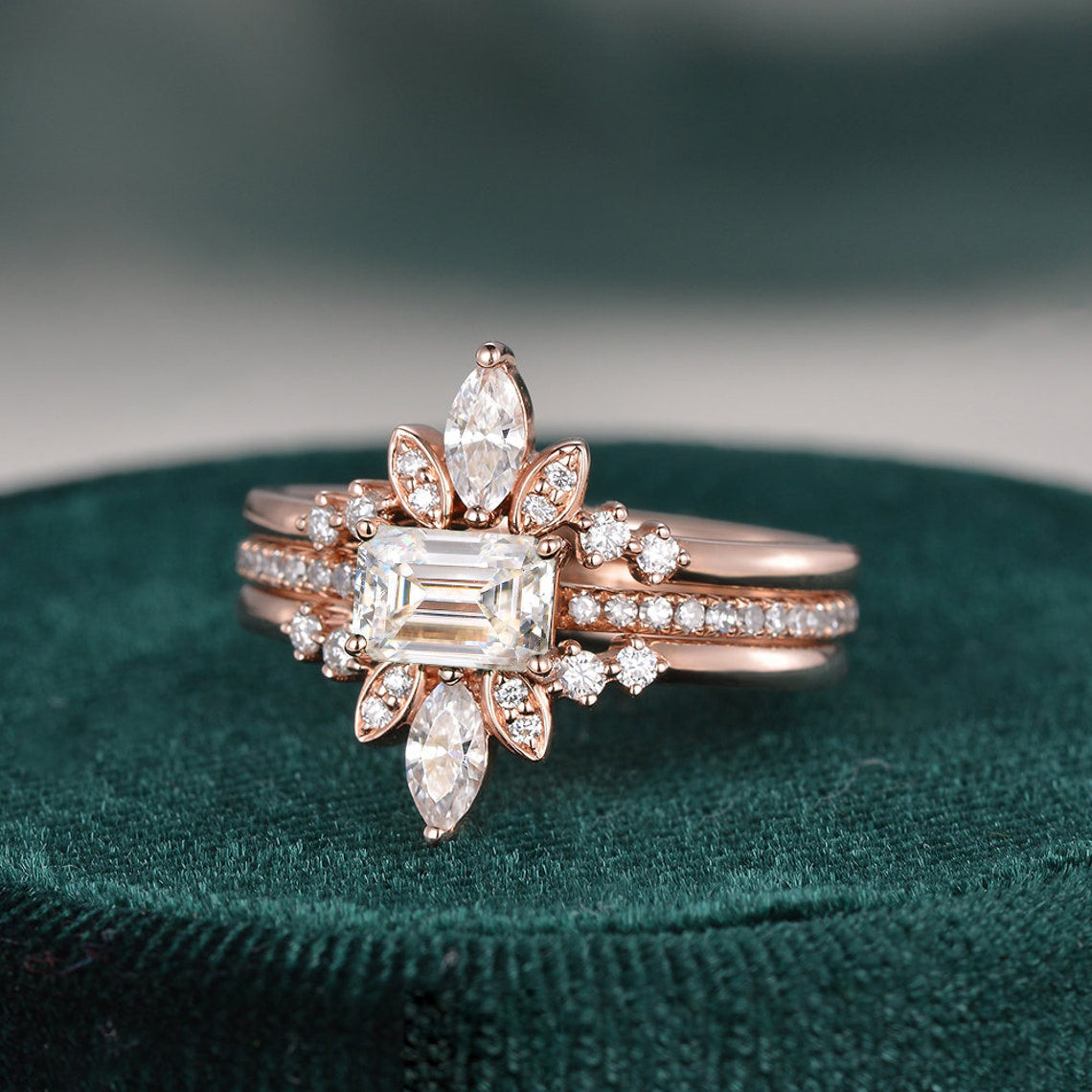 2.0 CT Emerald Pave Moissanite Bridal Set