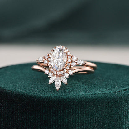 2.0 CT Oval Halo Moissanite Bridal Set