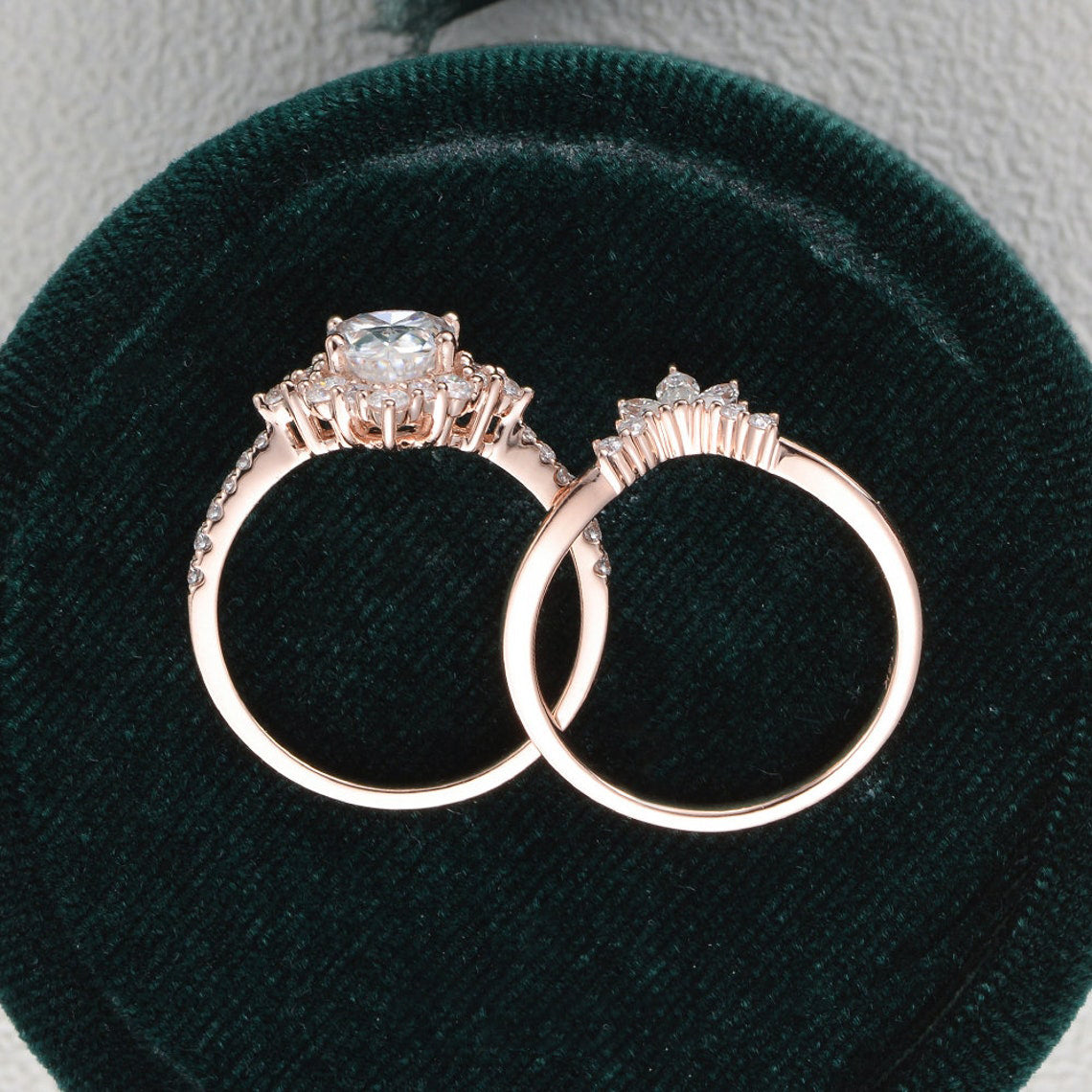 1.5 CT Pear Cluster Moissanite Bridal Set