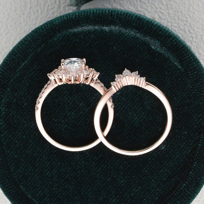1.5 CT Pear Cluster Moissanite Bridal Set
