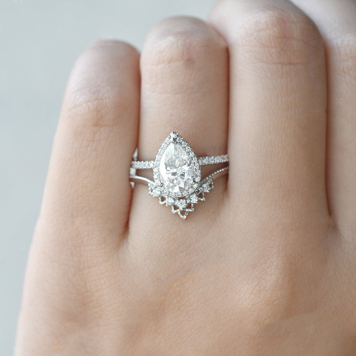 2.0 CT Pear Halo & Pave Moissanite Bridal Set