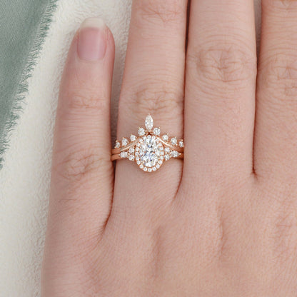 2.0 CT Oval Halo Moissanite Bridal Set