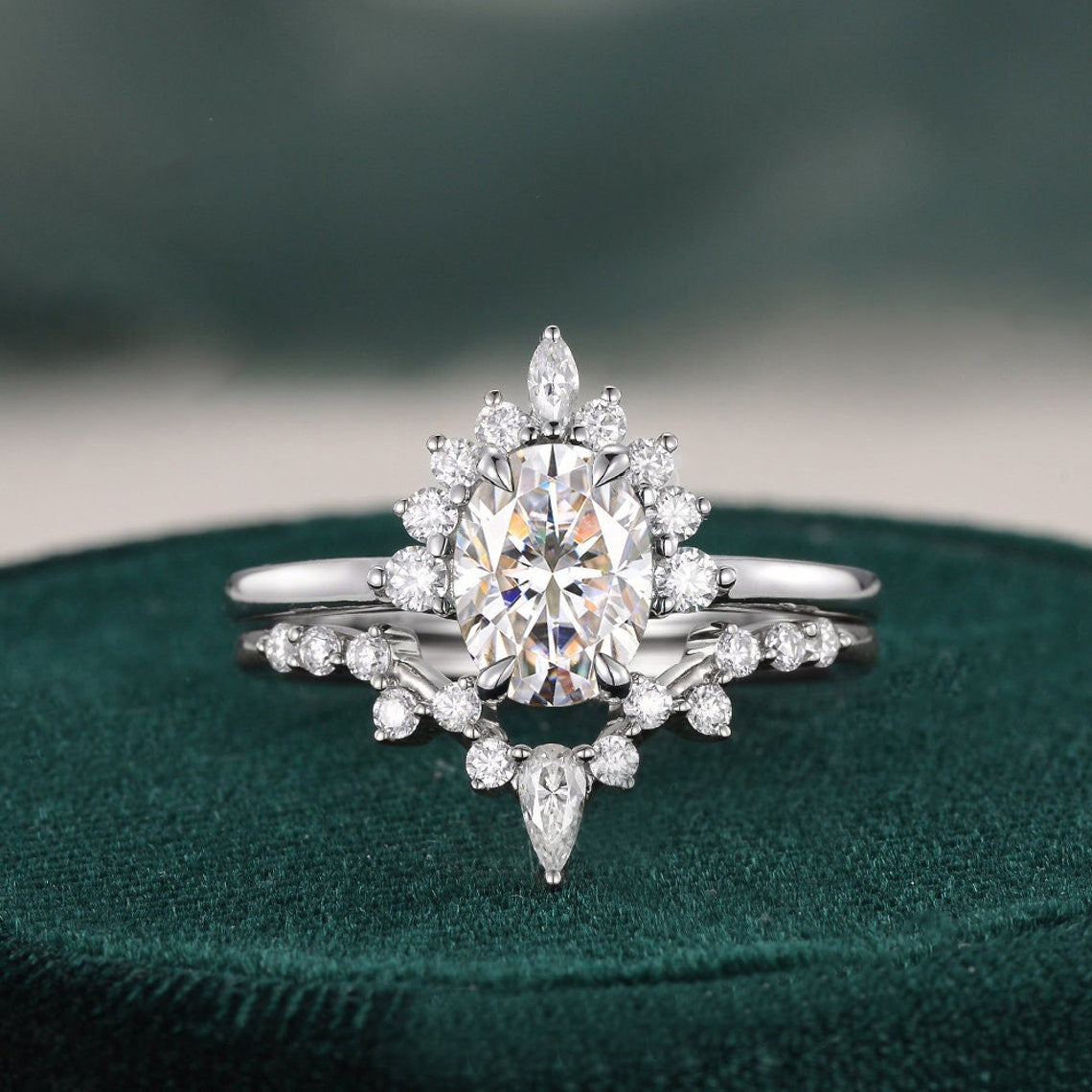 1.0 CT Oval Cluster Moissanite Bridal Set