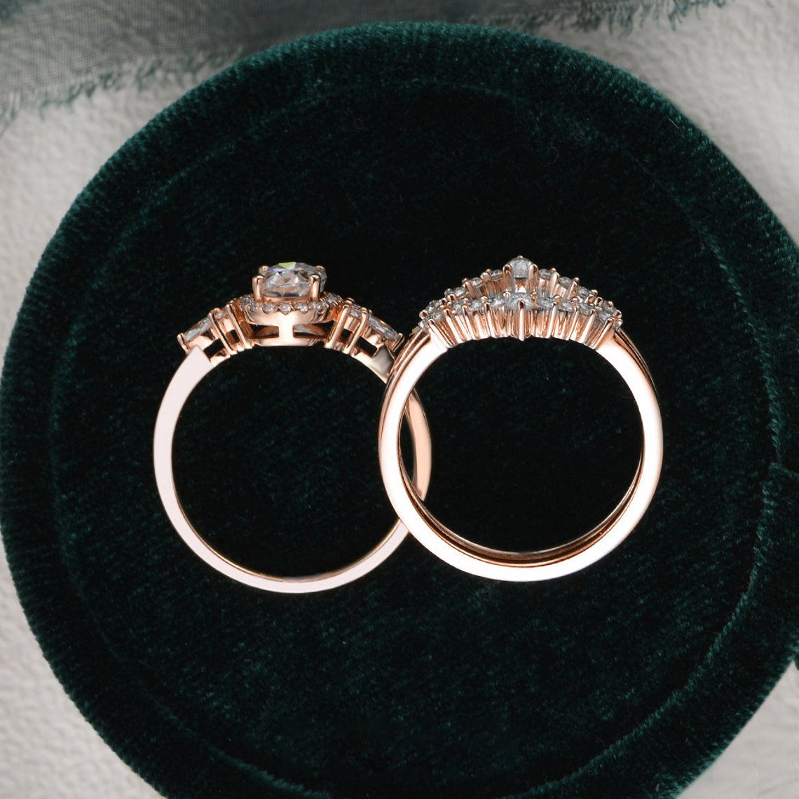 1.0 CT Oval Halo Moissanite Bridal Set