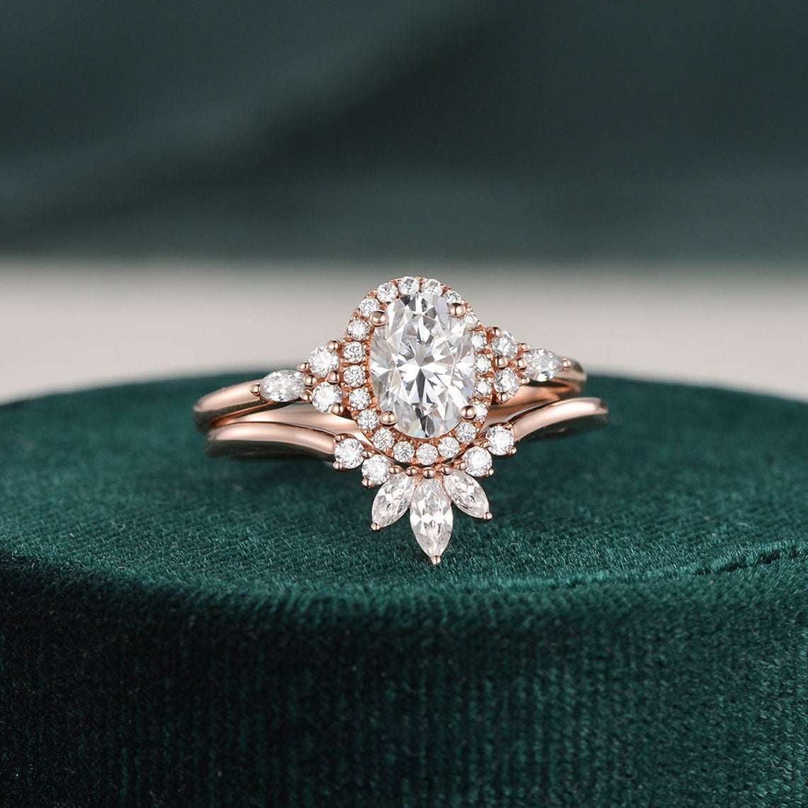 2.0 CT Oval Halo Moissanite Bridal Set