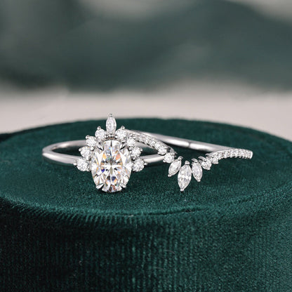 1.5 CT Oval Cluster Moissanite Bridal Set
