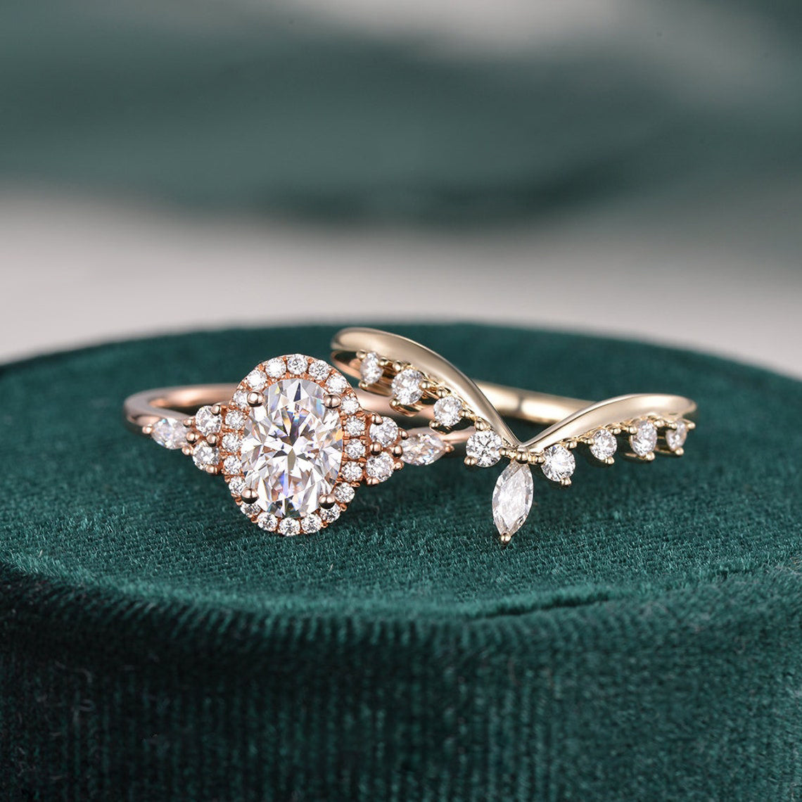 2.0 CT Oval Halo Moissanite Bridal Set