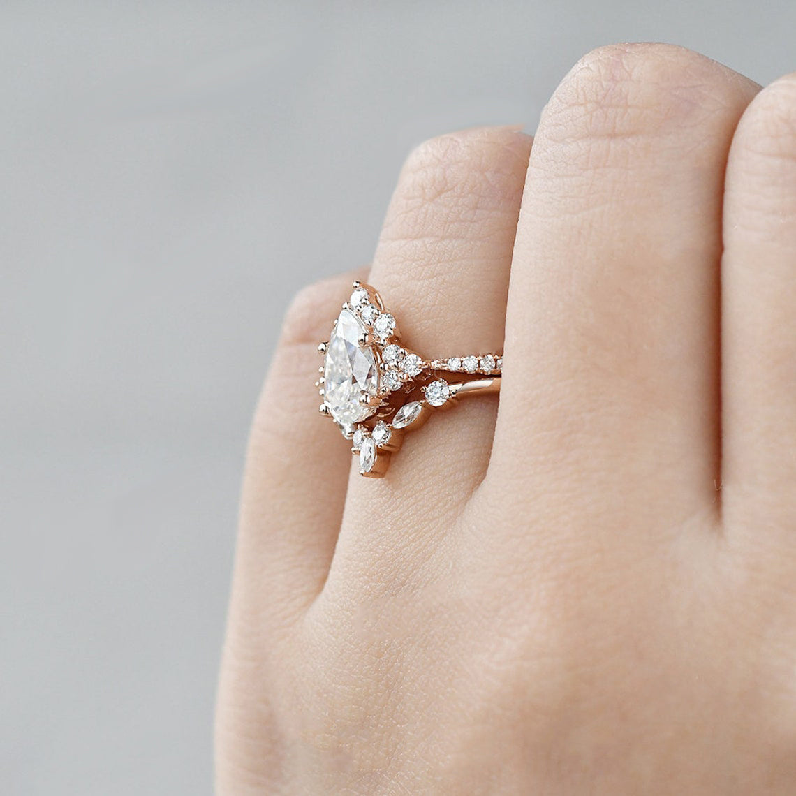 1.5 CT Pear Cluster & Pave Moissanite Bridal Set