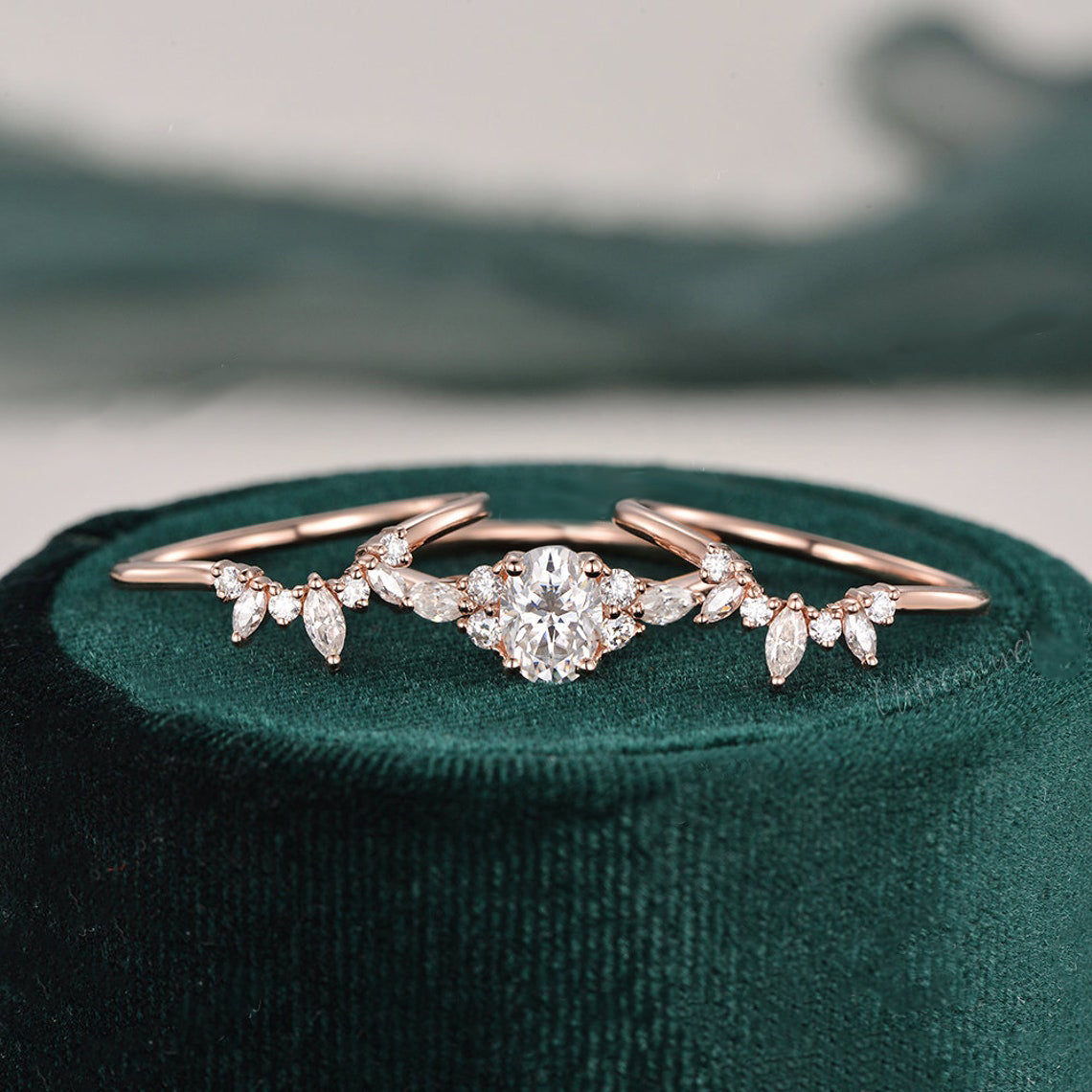 1.0 CT Oval Cluster Moissanite Bridal Set