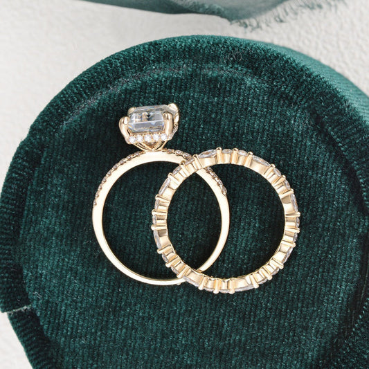 2.5 CT Emerald Pave Moissanite Bridal Set
