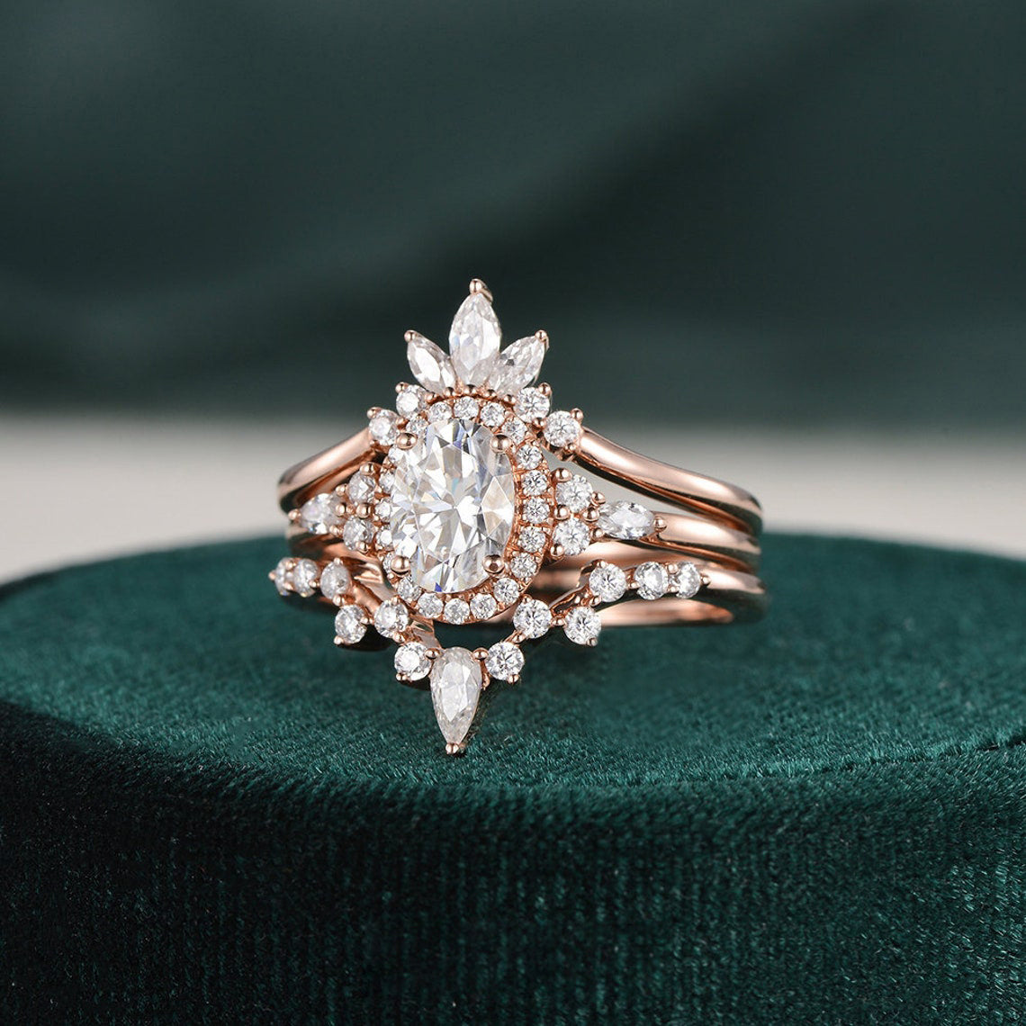 1 CT Oval Halo & Cluster Moissanite Bridal Set