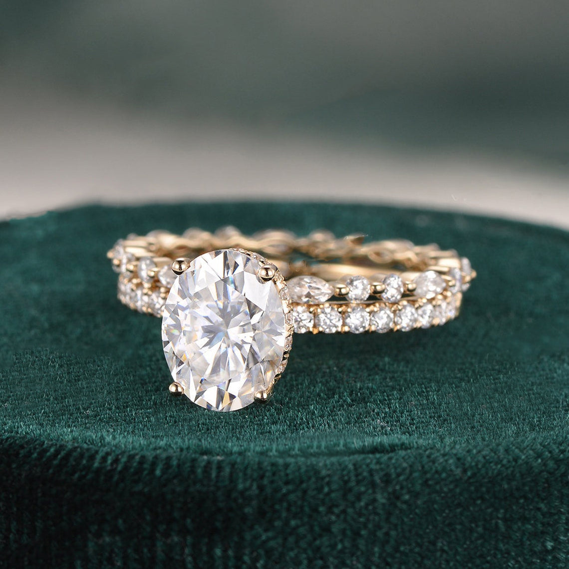 2 CT Oval Pave Moissanite Bridal Set