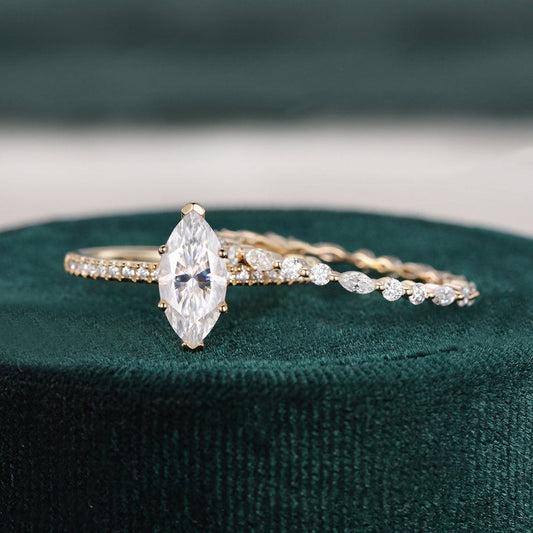 1 CT Marquise Pave Moissanite Bridal Set