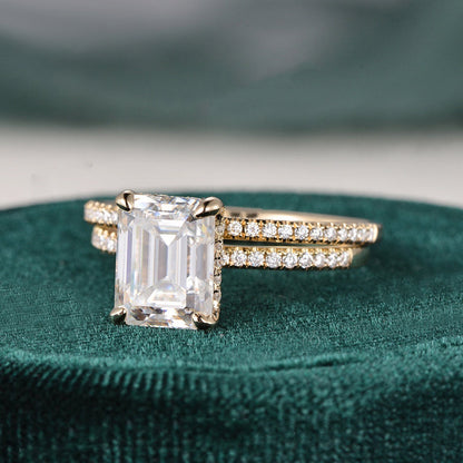 1.5 CT Emerald Pave Moissanite Bridal Set