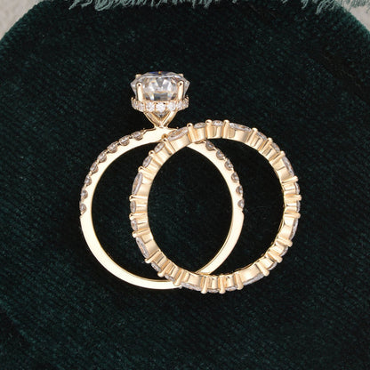 2 CT Oval Pave Moissanite Bridal Set