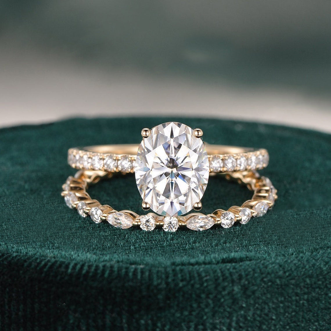 2 CT Oval Pave Moissanite Bridal Set