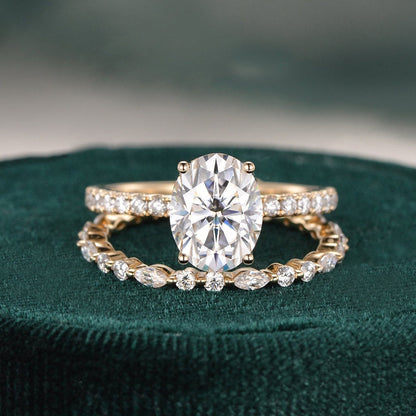 2 CT Oval Pave Moissanite Bridal Set