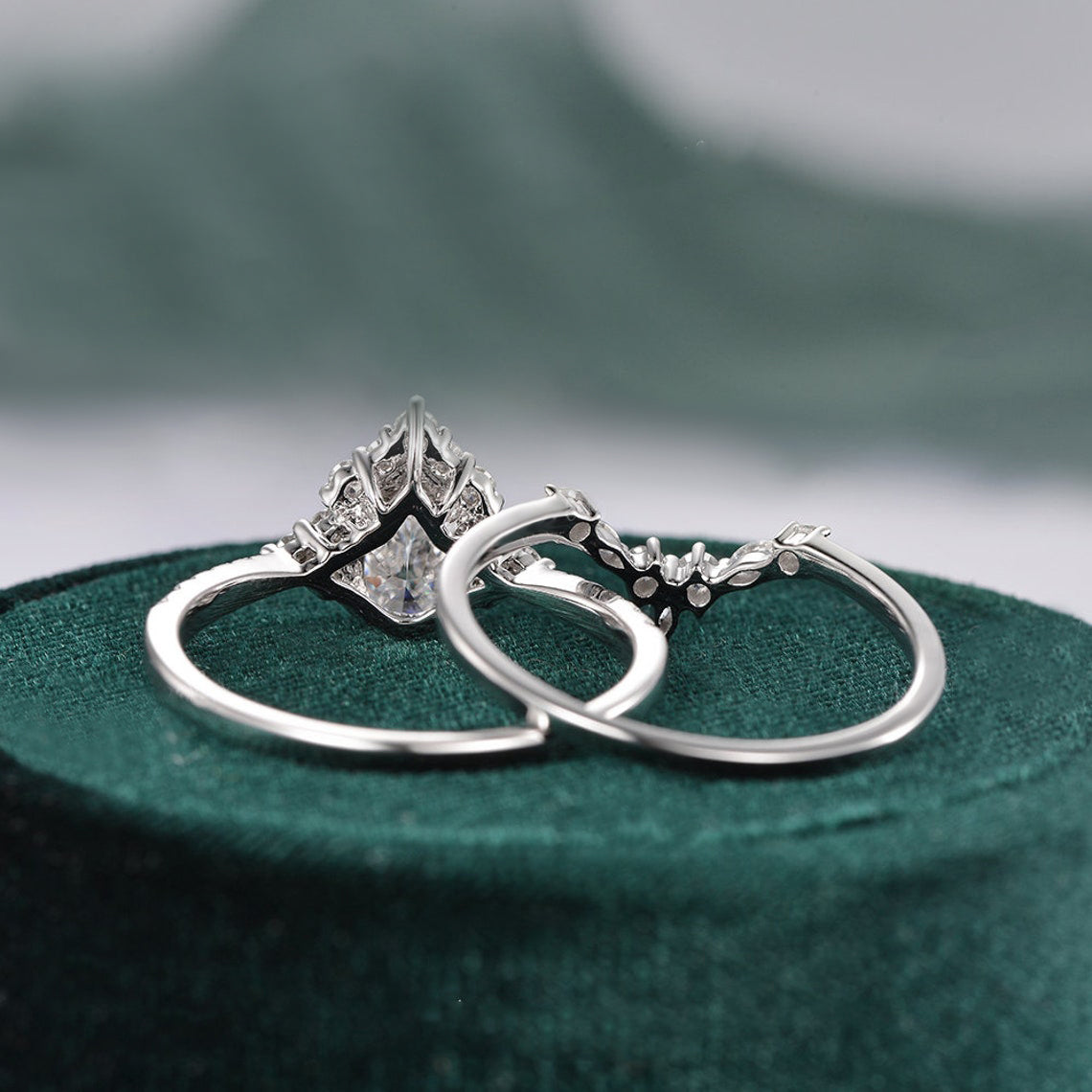1.5 CT Pear Cluster & Pave Moissanite Bridal Set