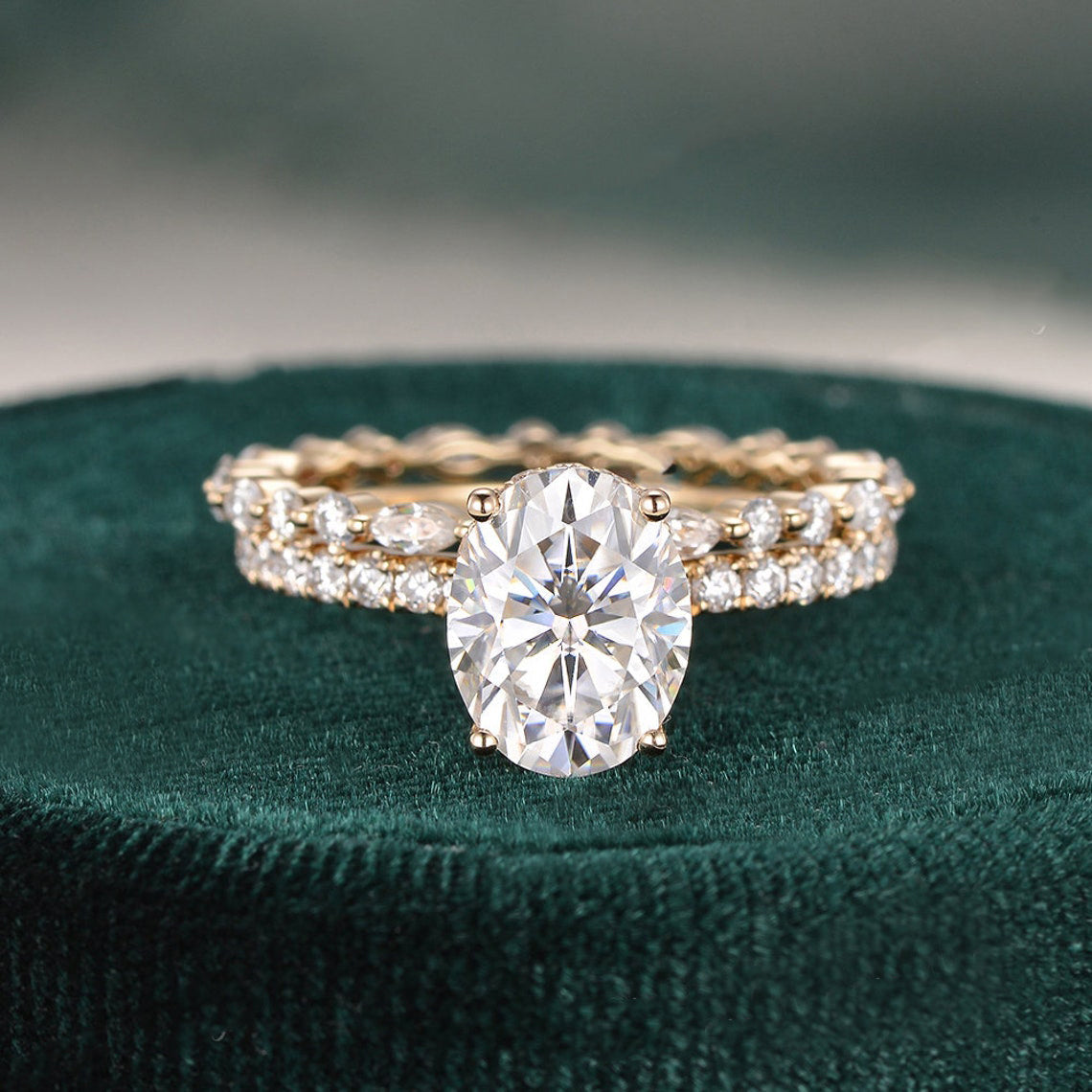 2 CT Oval Pave Moissanite Bridal Set