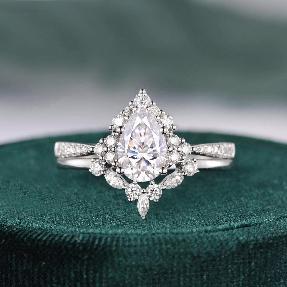 1.5 CT Pear Cluster & Pave Moissanite Bridal Set