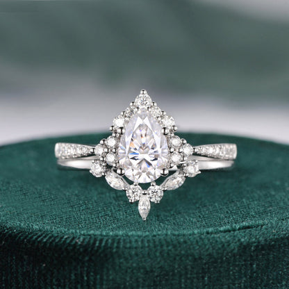1.5 CT Pear Cluster & Pave Moissanite Bridal Set