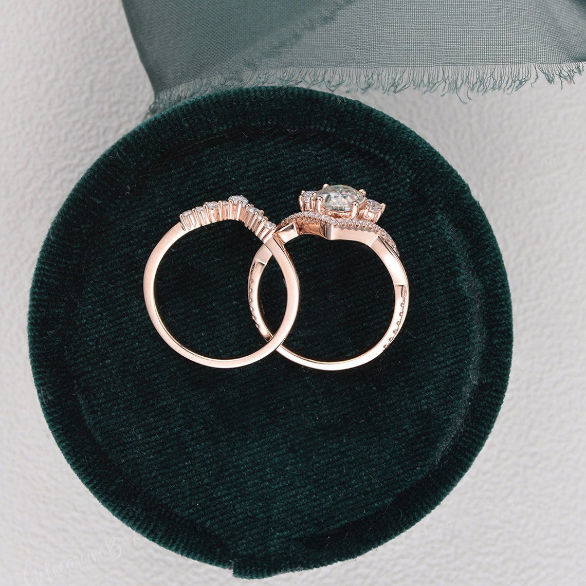 1.5 CT Oval Cluster Moissanite Bridal Set