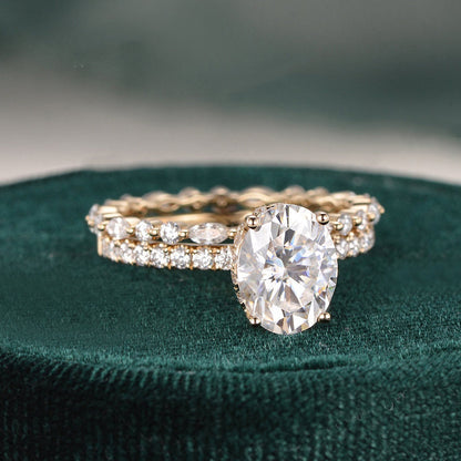 2 CT Oval Pave Moissanite Bridal Set