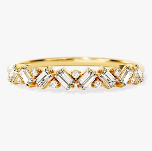 0.42 TCW Baguette & Round Cluster Moissanite Wedding Band