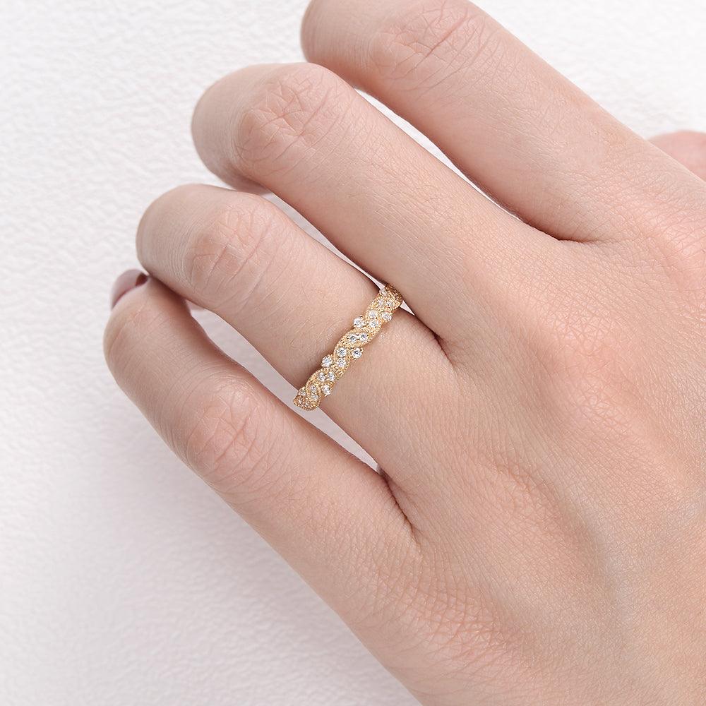0.19 TCW Round Milgrain Moissanite Wedding Band