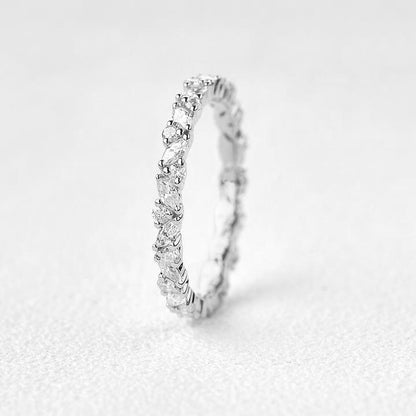 0.4 TCW Marquise & Round Cluster Moissanite Wedding Band