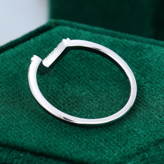 0.09 TCW Round Curved Moissanite Wedding Band