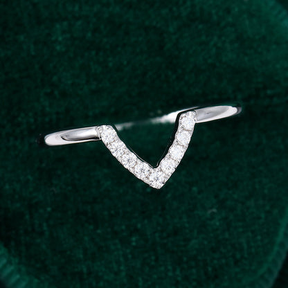 0.09 TCW Round Curved Moissanite Wedding Band
